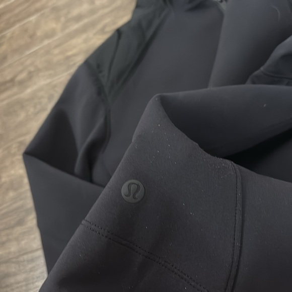 Lululemon Re-Form Jacket - Picture 5 of 5